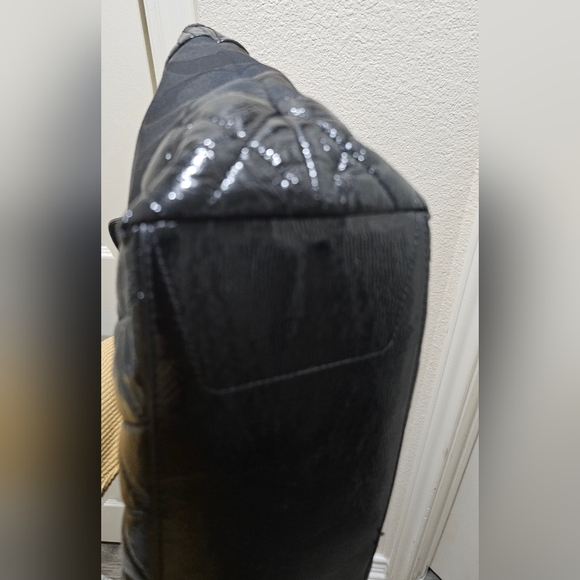 Coach Black Quilted Patent Leather Poppy Black Tote EUC - Picture 8 of 16